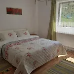דירה R-house בראשוב