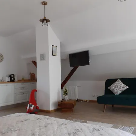 Апартаменти R-house *
