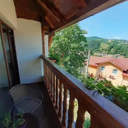 Apartment R-house
