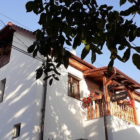 R-house Apartment *