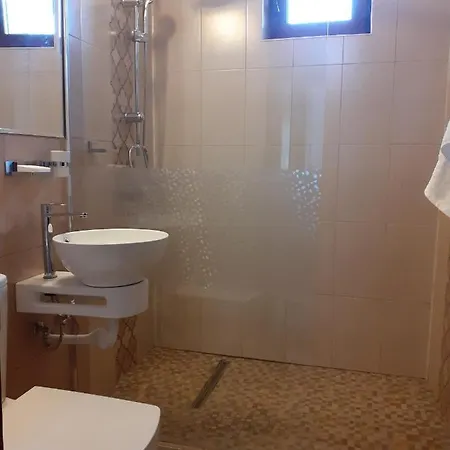 R-house Apartment *